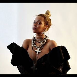 Meet your Posher, Asja